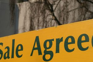 How We Compare To Estate Agents