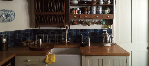 AirBnB kitchen